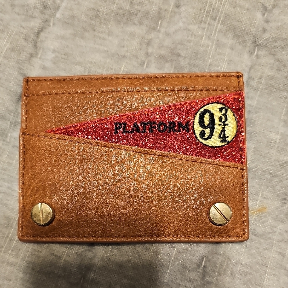 Danielle Nicole Platform 9 3/4 Harry Potter Card Holder